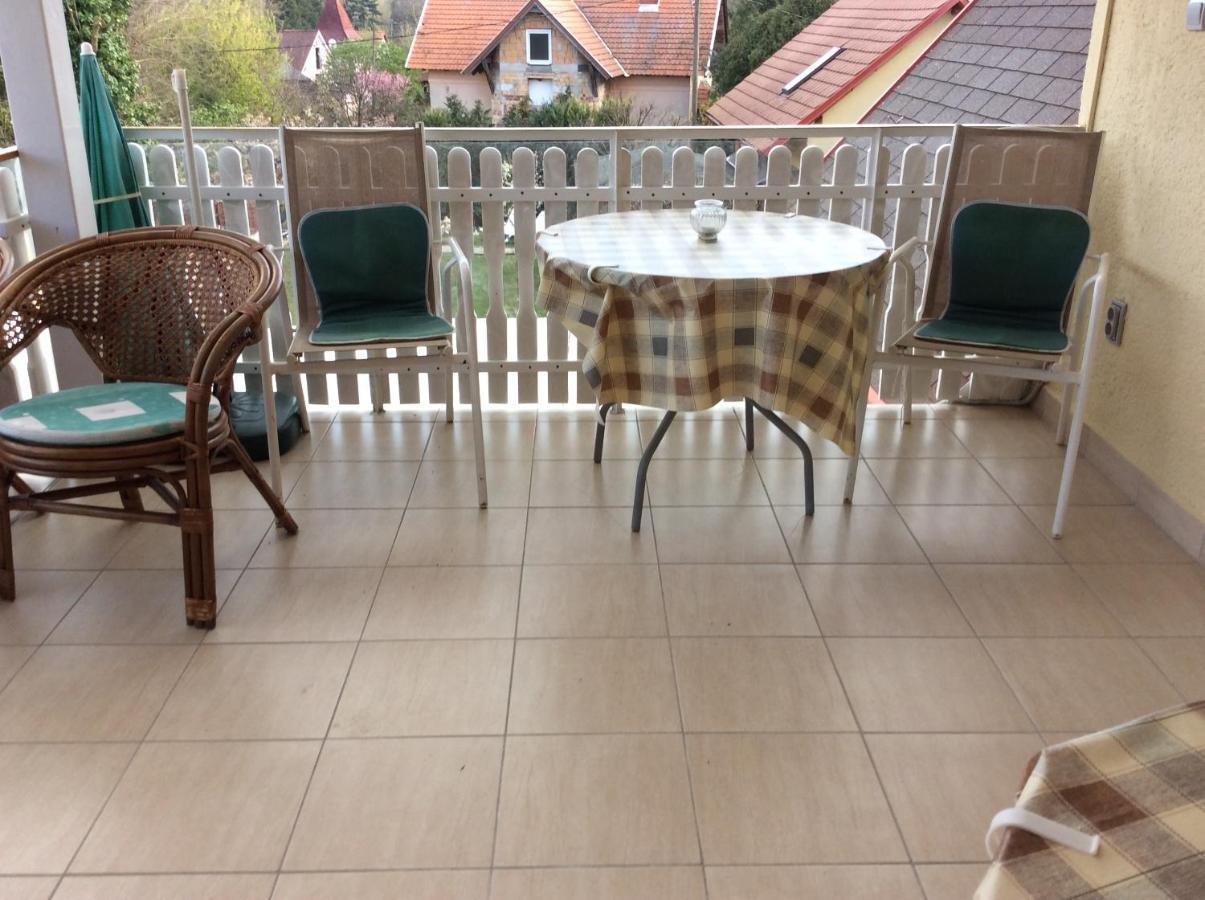 Gyenesi Virag Apartman Gyenesdias Bagian luar foto