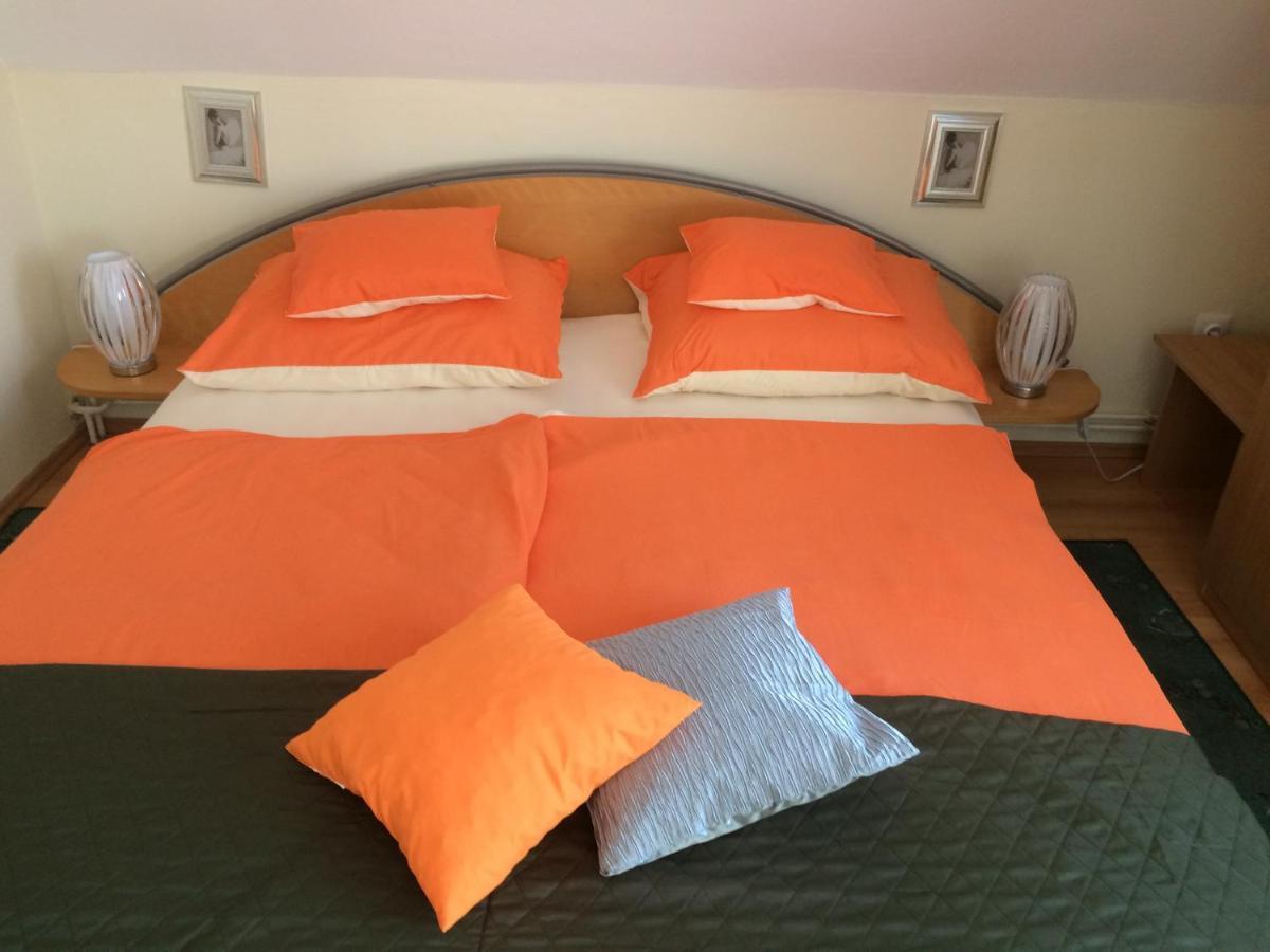 Gyenesi Virag Apartman Gyenesdias Ruang foto