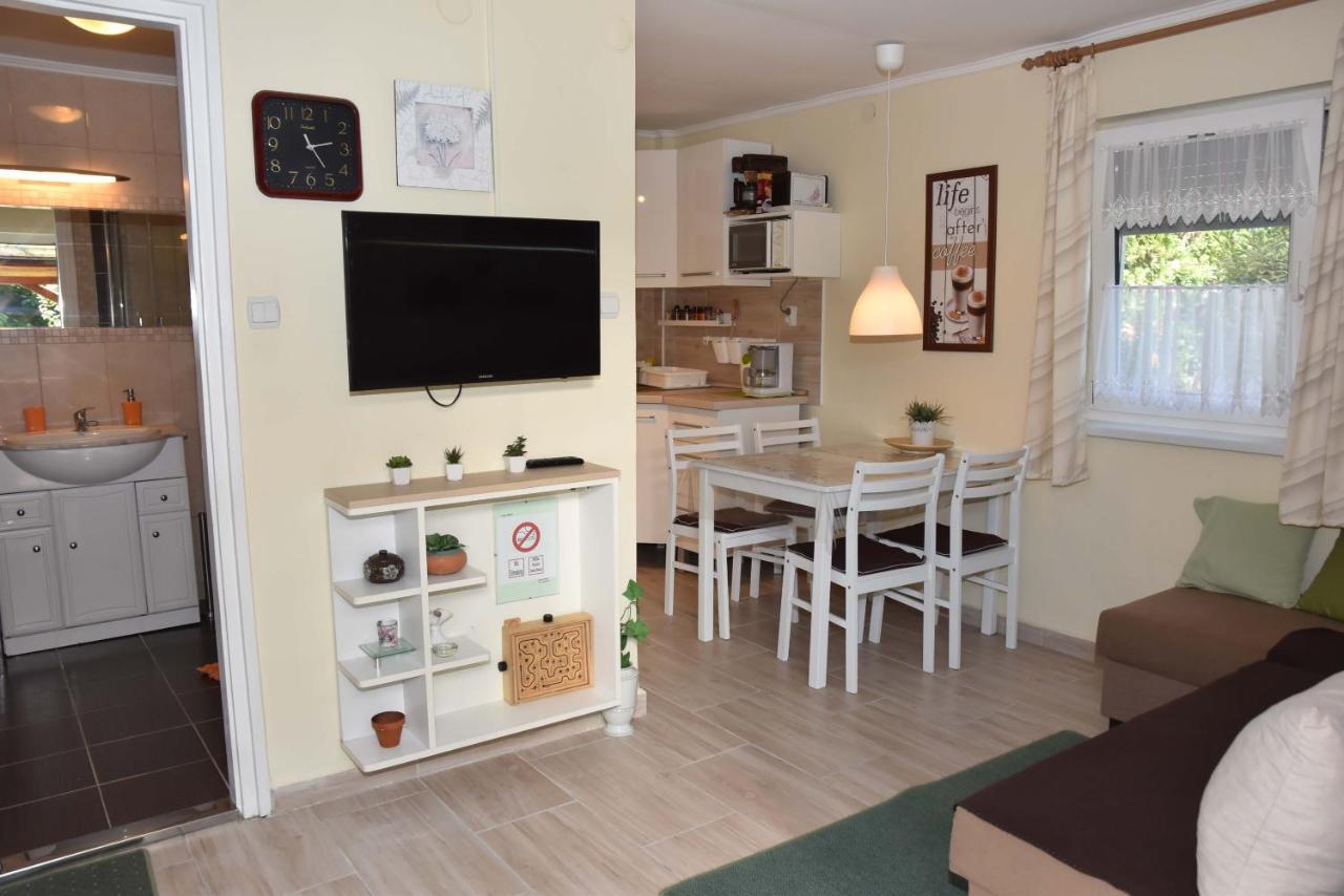 Gyenesi Virag Apartman Gyenesdias Bagian luar foto
